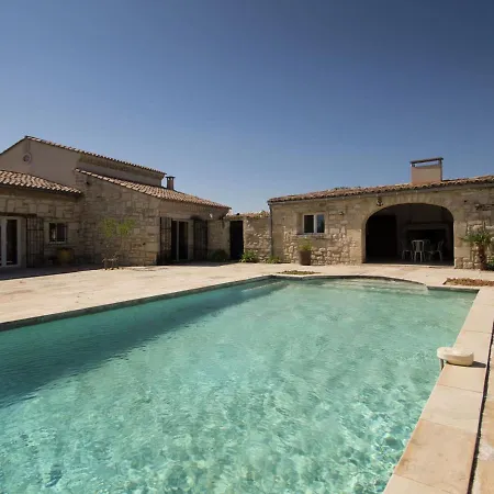 Detached With Private Pool Near N Mes Villa Montfrin